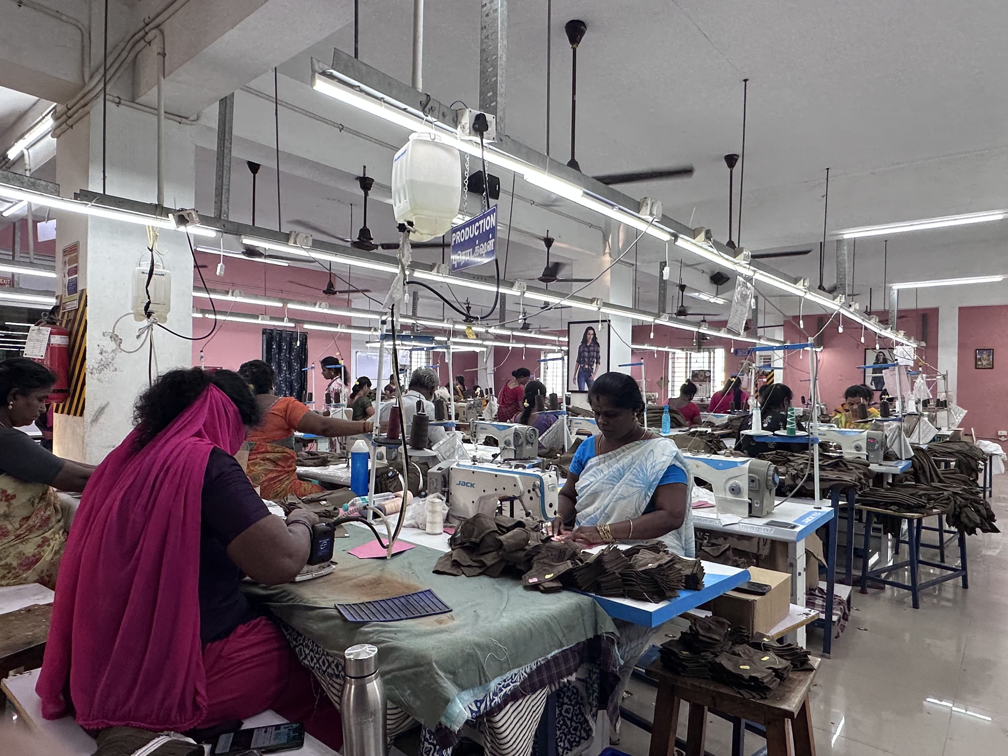 Single Needle Sewing Machine